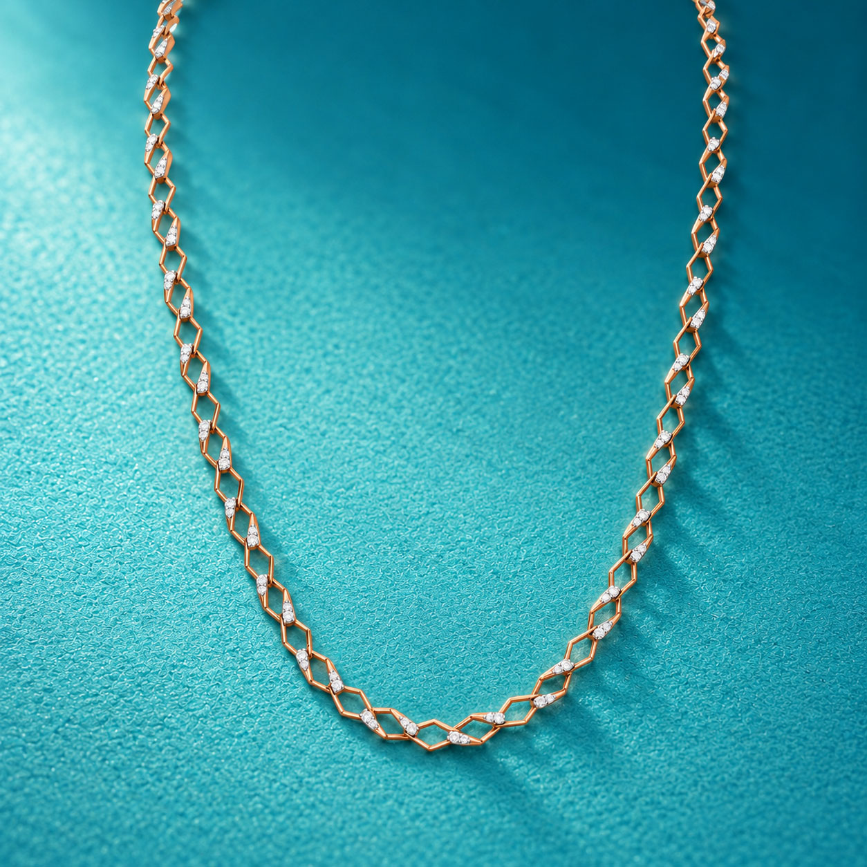 Interlocking Wave Link Evaglow Diamond Chain